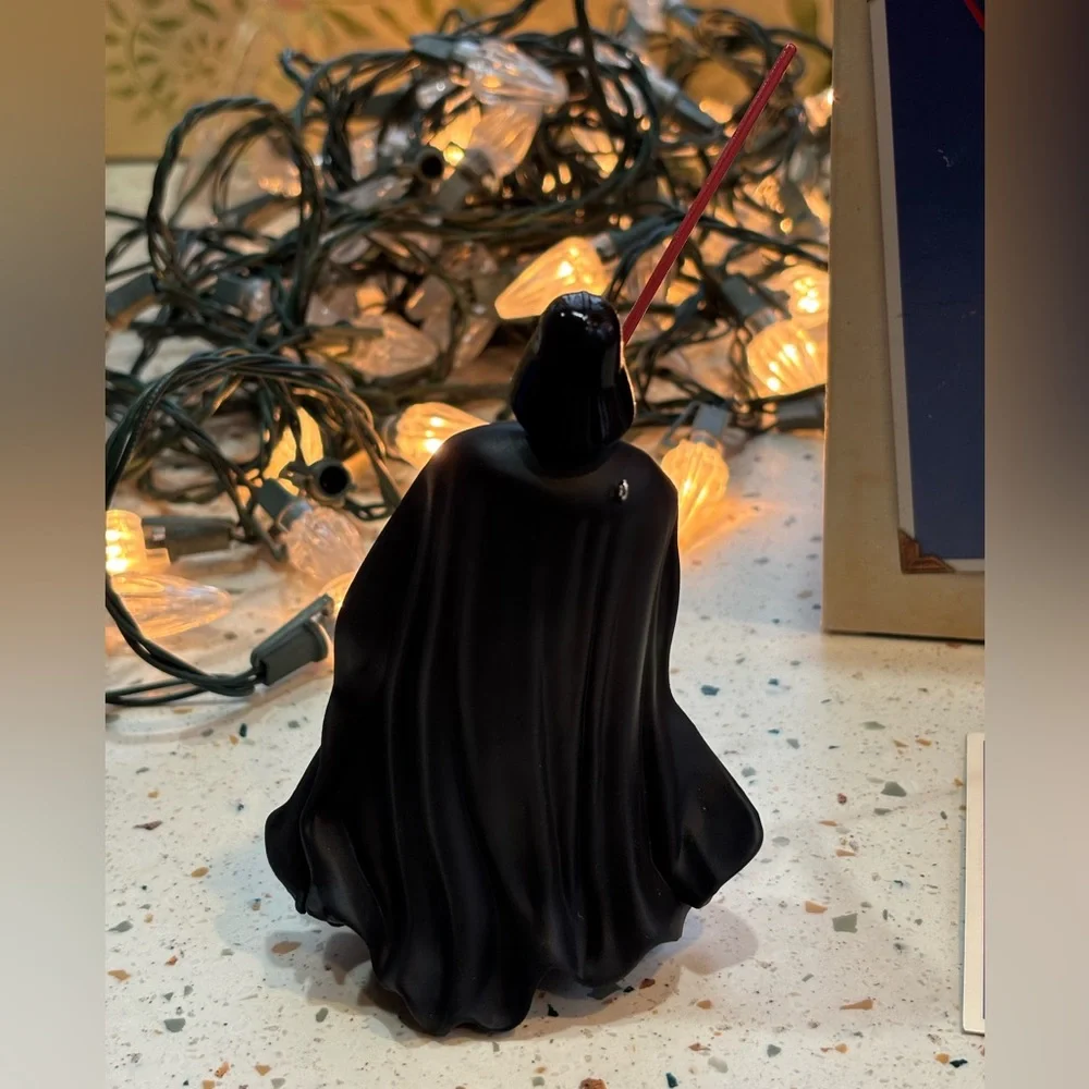 Hallmark Keepsake Ornament – Darth Vader 2002‎ – Star Wars – Collector’s Series